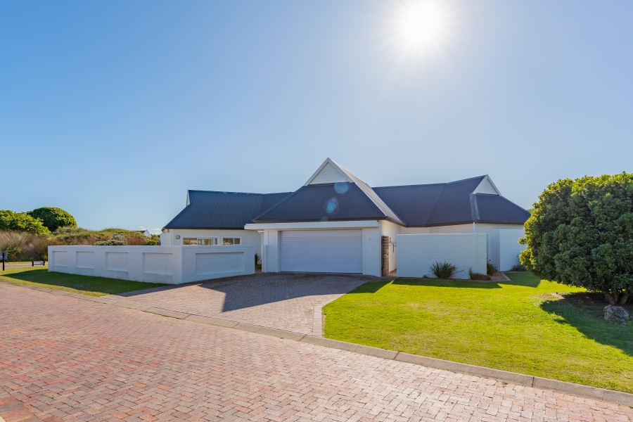 4 Bedroom Property for Sale in St Francis Links Eastern Cape
